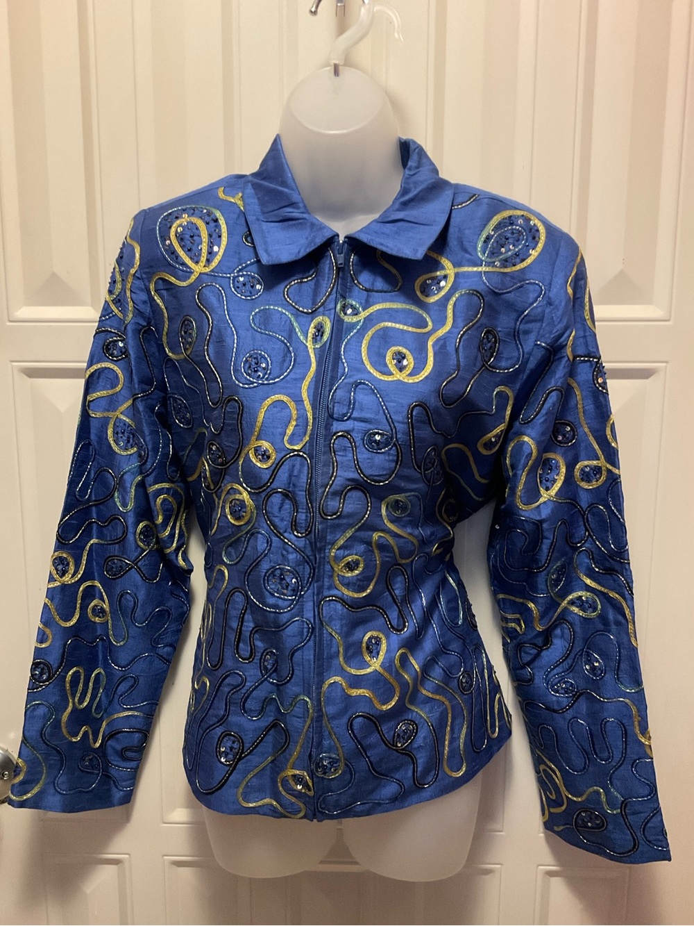 Vintage Blutique Silk Blazer Embroidery